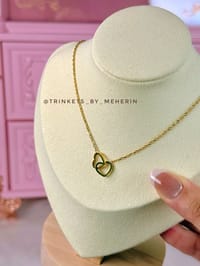 Hugging love neckpiece_img_1