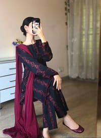 Black Flora Stitched Three Piece_img_2