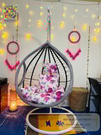 Luxurious nest swing black & white_img_2