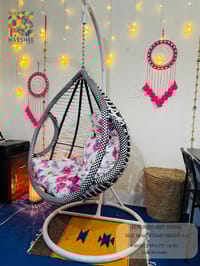 Luxurious nest swing black & white_img_3