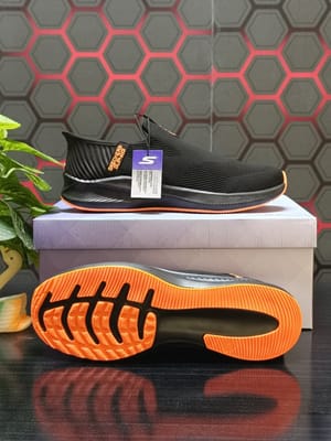 SKECHERS SLIP-INS” 𝐒𝐧𝐞𝐚𝐤𝐞𝐫 (FIRE BLACK)_img_3