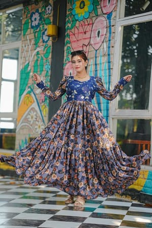 Luxury Embroidered Maxi Gown – Adjustable Belt & Padded (Eid Collection)