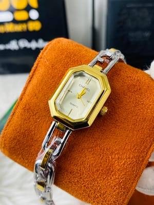 Chanel || Girs white Dial