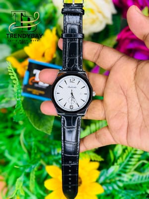 Xaleidu Premium Black Leather Classic Watch 50_img_1