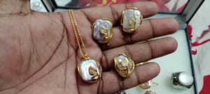 Mother Pearl Pendent Set_img_1