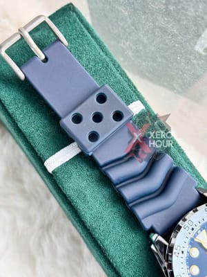 Seiko Sport 5 || Silicon Strap || Swift Movement ||  Silver Blue_img_1