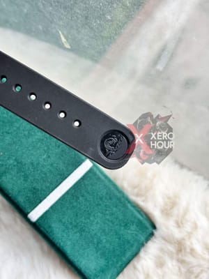 Seiko Sport 5 || Silicon Strap || Swift Movement || Black Red_img_3