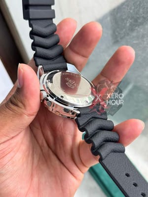 Seiko Sport 5 || Silicon Strap || Swift Movement || Black Red_img_5