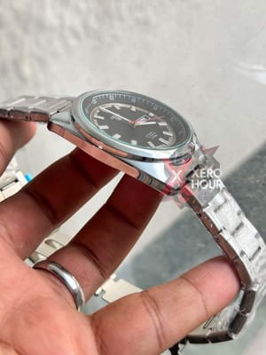 Seiko || SS Strap || Swift Movement || Silver Black || Powerful Lume_img_5