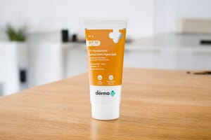 Derma Co 1% Hyaluronic Sunscreen Aqua gel SPF50 PA++++ 80g_img_0