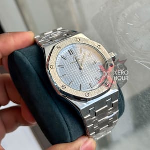 Audemars Piguet || Royal Oak || Single Tone || Skyy Blue Dial_img_1