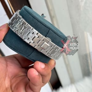 Audemars Piguet || Royal Oak || Plain Dial ||Maroon Dial_img_3