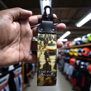 Lost in my own world - Premium KeyRing