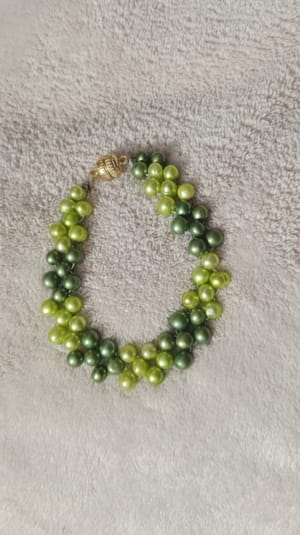 Exclusive Pearl Breslate_img_1