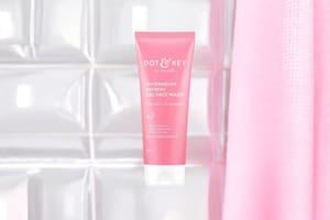 Dot & Key Watermelon + Vitamin C Gel Face Wash 100ml_img_0