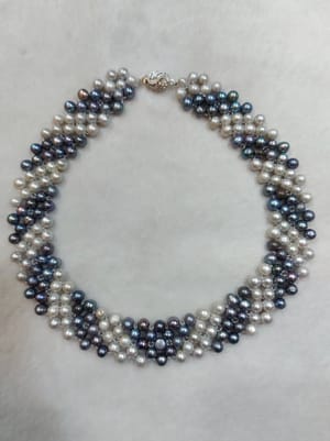 Exclusive Pearl Necklace_img_5