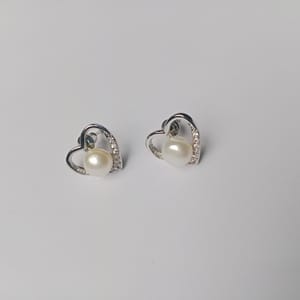 Exclusive Design Pearl Ear Ring_img_0