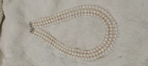 White Pearl 3 Layer Necklace_img_4