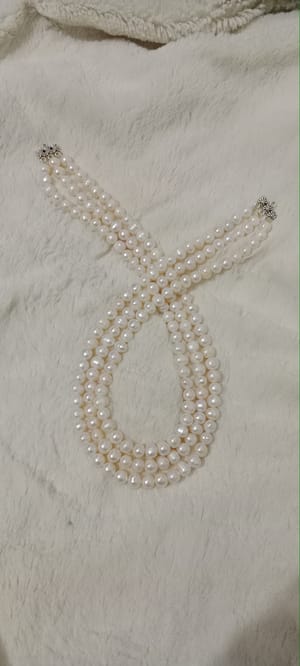 White Pearl 3 Layer Necklace_img_5