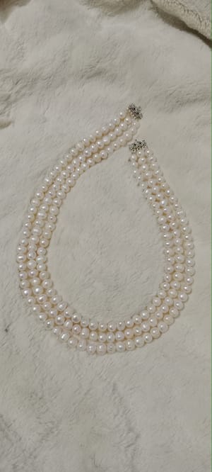 White Pearl 3 Layer Necklace_img_6