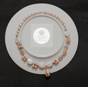 Unique Design Pearl Necklace._img_0