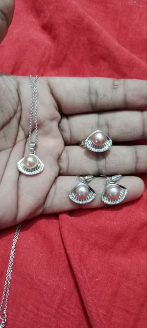 Pearl Pendent set_img_0