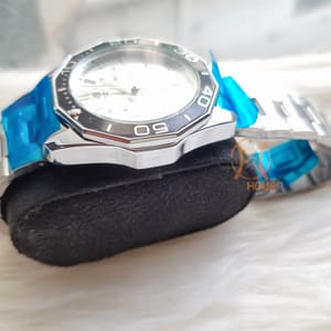 Tag Heuer - Aquaracer - Black&White_img_1