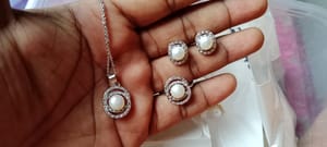 Pearl Pendent set_img_0