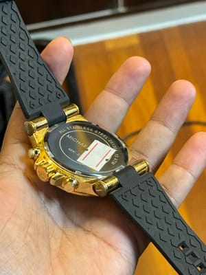 Michael Kros Gold | Black_img_1