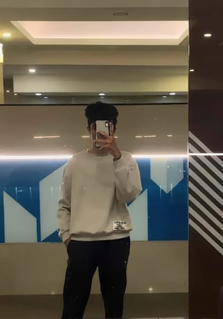 Oversized sweatshirt