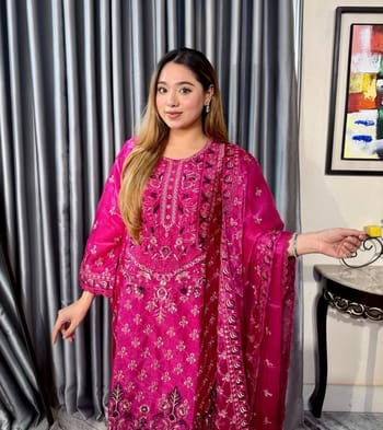 💖 Gulaabi: Vibrant Georgette Chiffon Festive Set ✨