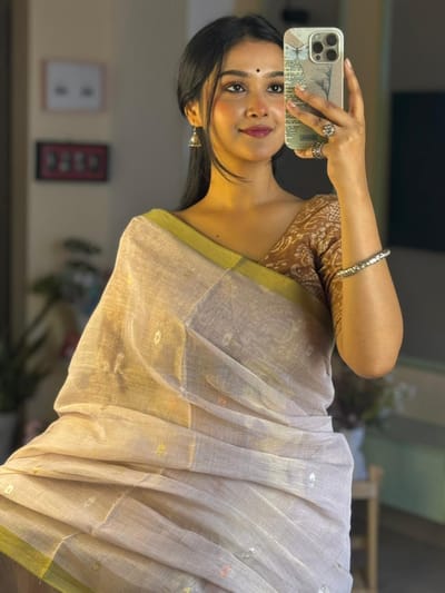 নির্মল নীরবতা