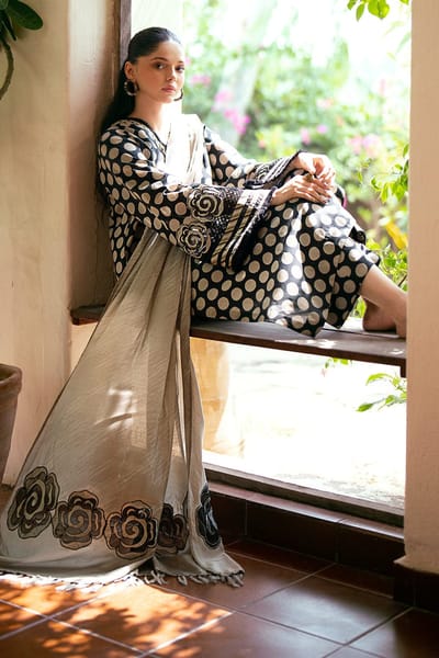 Premium Dubai silk Three Piece - Image 2