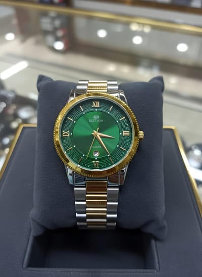 BESTWIN Premium Quartz Wrist Watch - Image 4