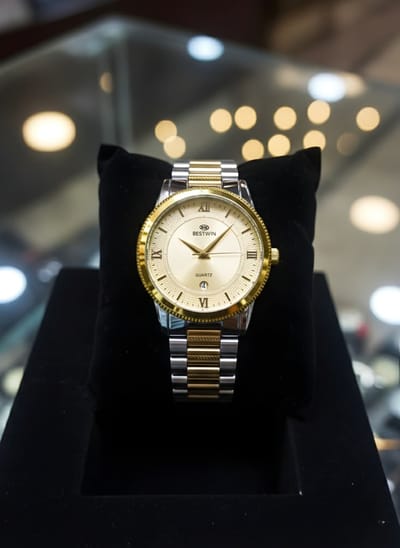 BESTWIN Premium Quartz Wrist Watch - Image 3