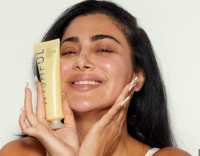 WISHFUL Yo Glow AHA & BHA Facial Enzyme Scrub 40ml - Image 3