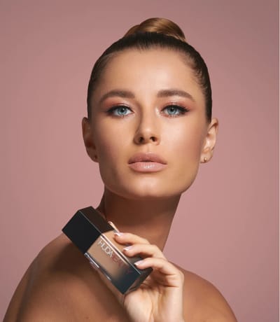 Huda Beauty #FauxFilter Luminous Matte Liquid Foundation - Latte 300N - Image 4