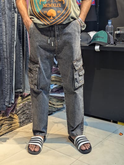 Casual baggy cargo// Black washed - Image 1