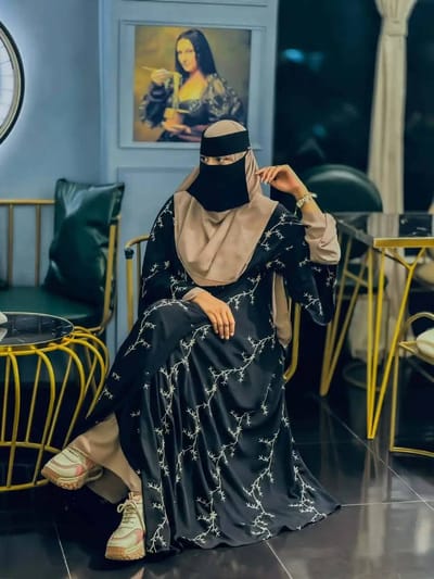 এরাবিয়ান কটি বোরকা