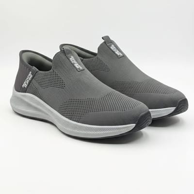 SKECHERS SLIP-INS” 𝐒𝐧𝐞𝐚𝐤𝐞𝐫 (COOL GREY)
