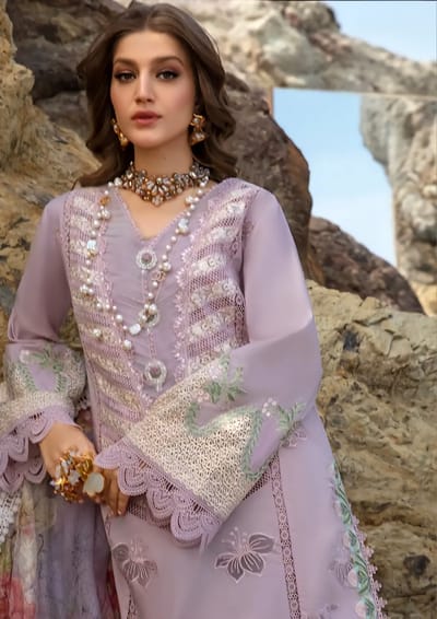 CRIMSON LUXERY LAWN COLLECTION - Image 1