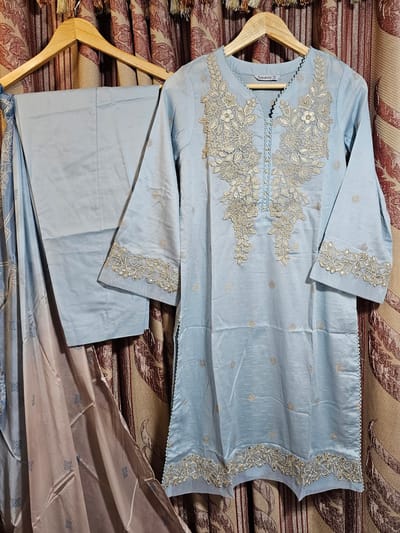 3 piece Luxurious-Embroidered Collection by Tawakkal - Misty Blue - Image 5