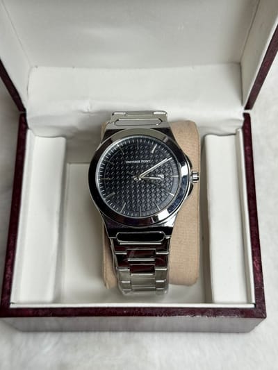 Universe Point Premium Silver Watch – Elegant & Classy Look!