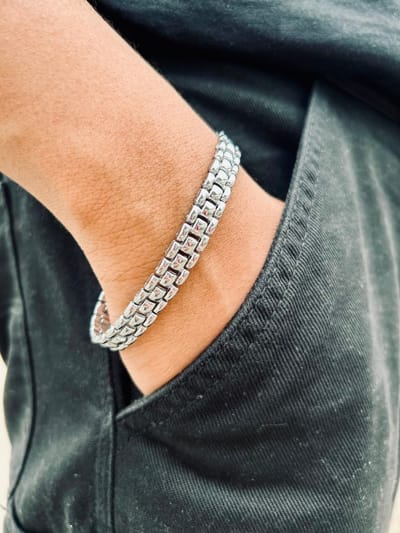 Xtrail bracelet