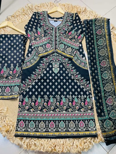 ডিজিটাল প্রিন্ট রেডিমেড থ্রি পিস - Image 2