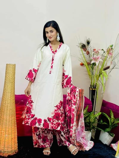 পাকিস্তানি ডিজাইনের  স্কিন প্রিন্টের ইন্সপায়ার্ড থ্রি পিস কালেকশন। - Image 2