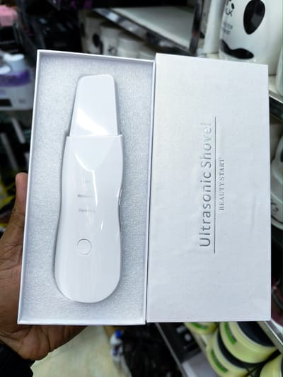 Ultrasonic Skin Scrubber – Deep Facial Cleansing Device - Image 3