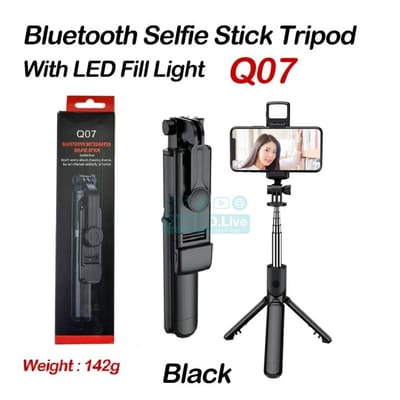 Q07 Bluetooth Selfie Stick With Light And Bluetooth Remote Control
