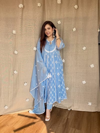 ✨Lucknowi Suit Sweing embroidery and delicate crochet lace Work✨ - Image 3