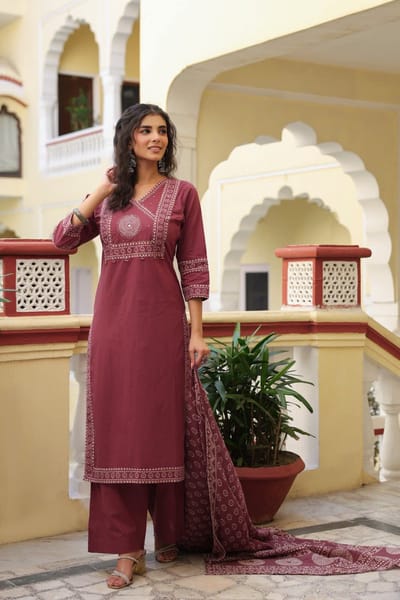 Premium Cotton (Suti) Three Piece Set 🌿 - Image 1